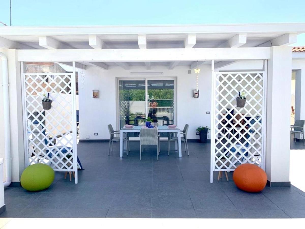 Villa White Sicilia Санта-Марія-дель-Фокалло Екстер'єр фото