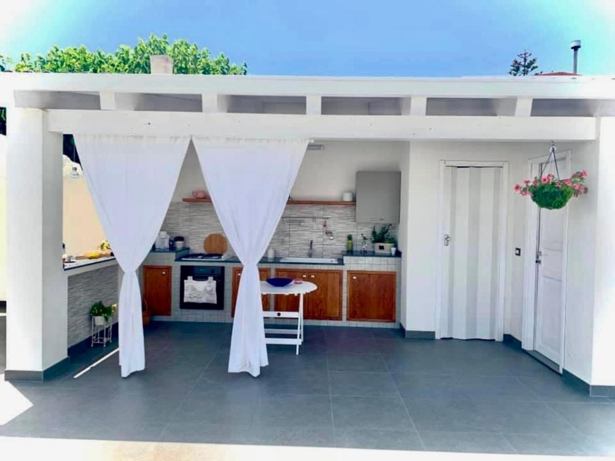 Villa White Sicilia Санта-Марія-дель-Фокалло Екстер'єр фото