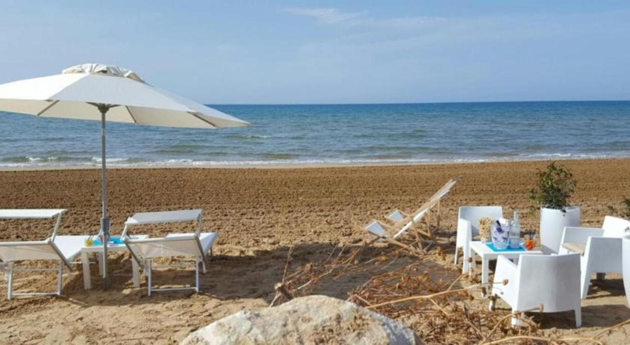 Villa White Sicilia Санта-Марія-дель-Фокалло Екстер'єр фото